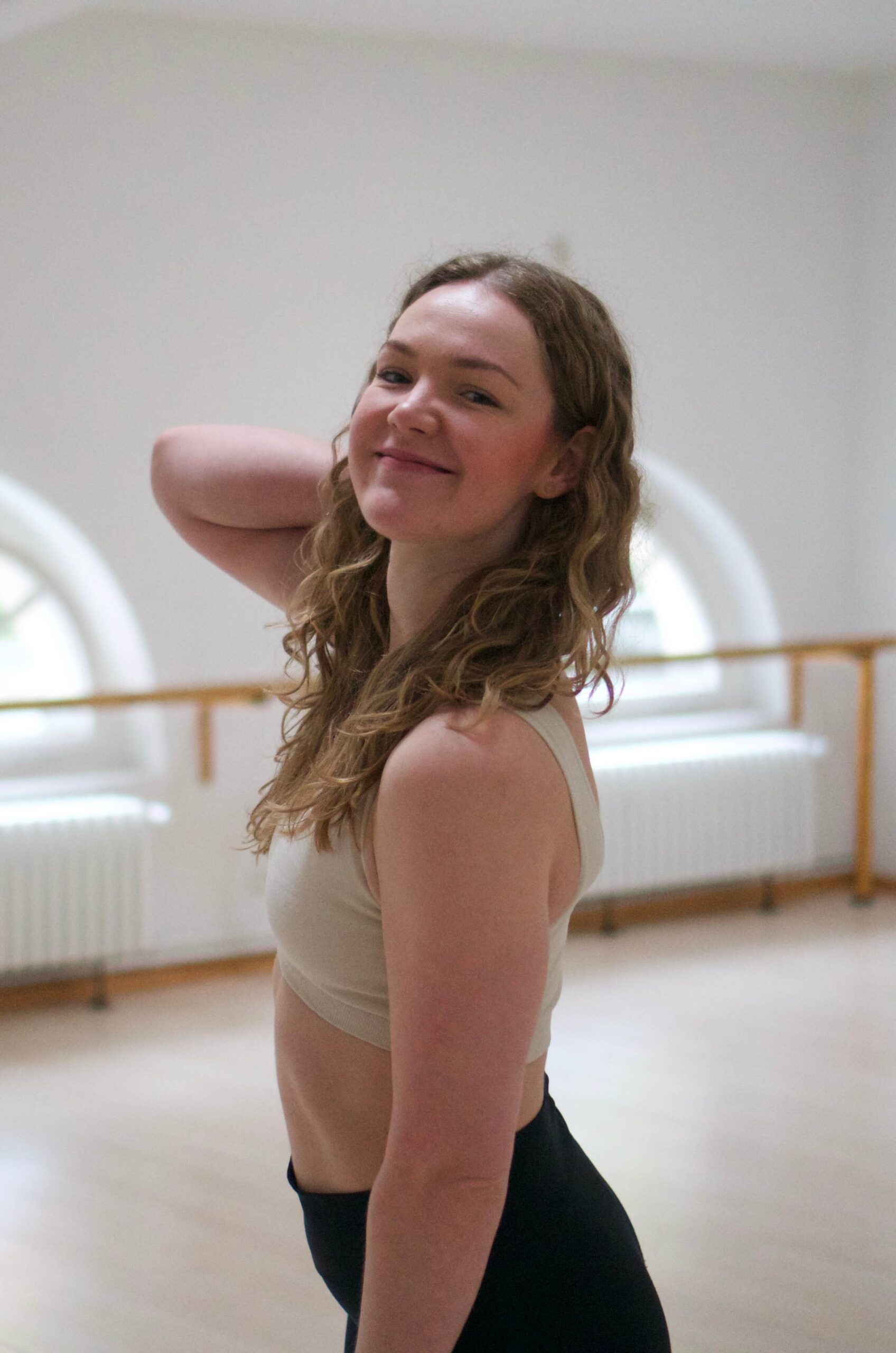 Poletrainerin Marleen Poletrainerin Marleen im Poledancestudio in Berlin.